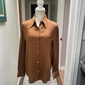 Vince silk blouse in Oak color